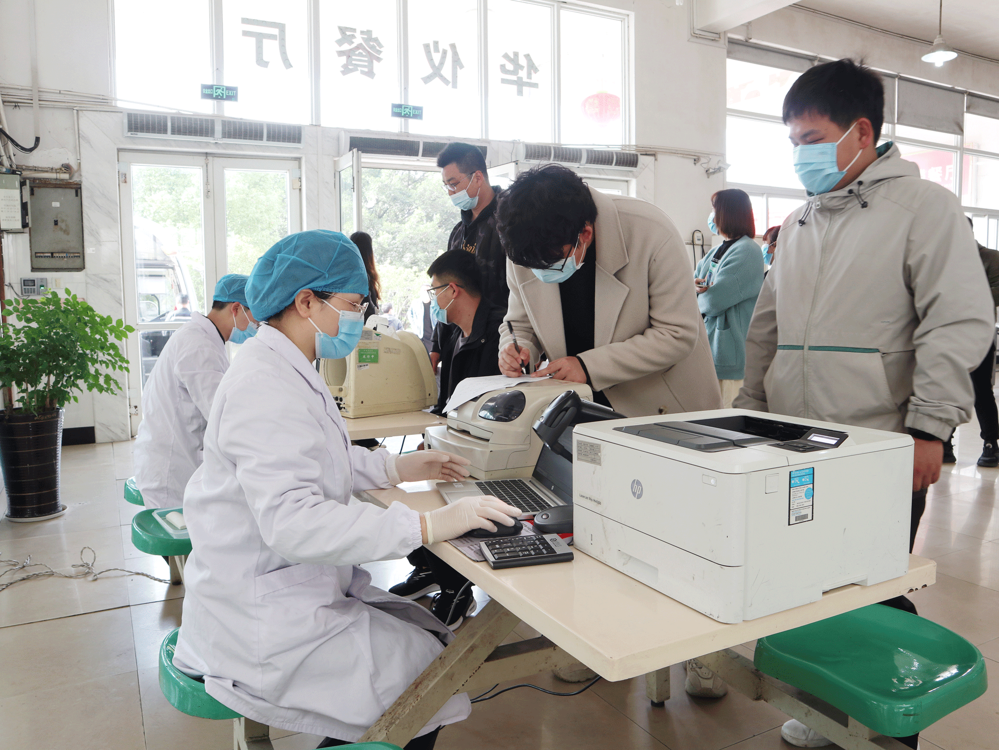 讓愛心傳遞 為生命接力 | 華儀電氣開展無償獻血活動